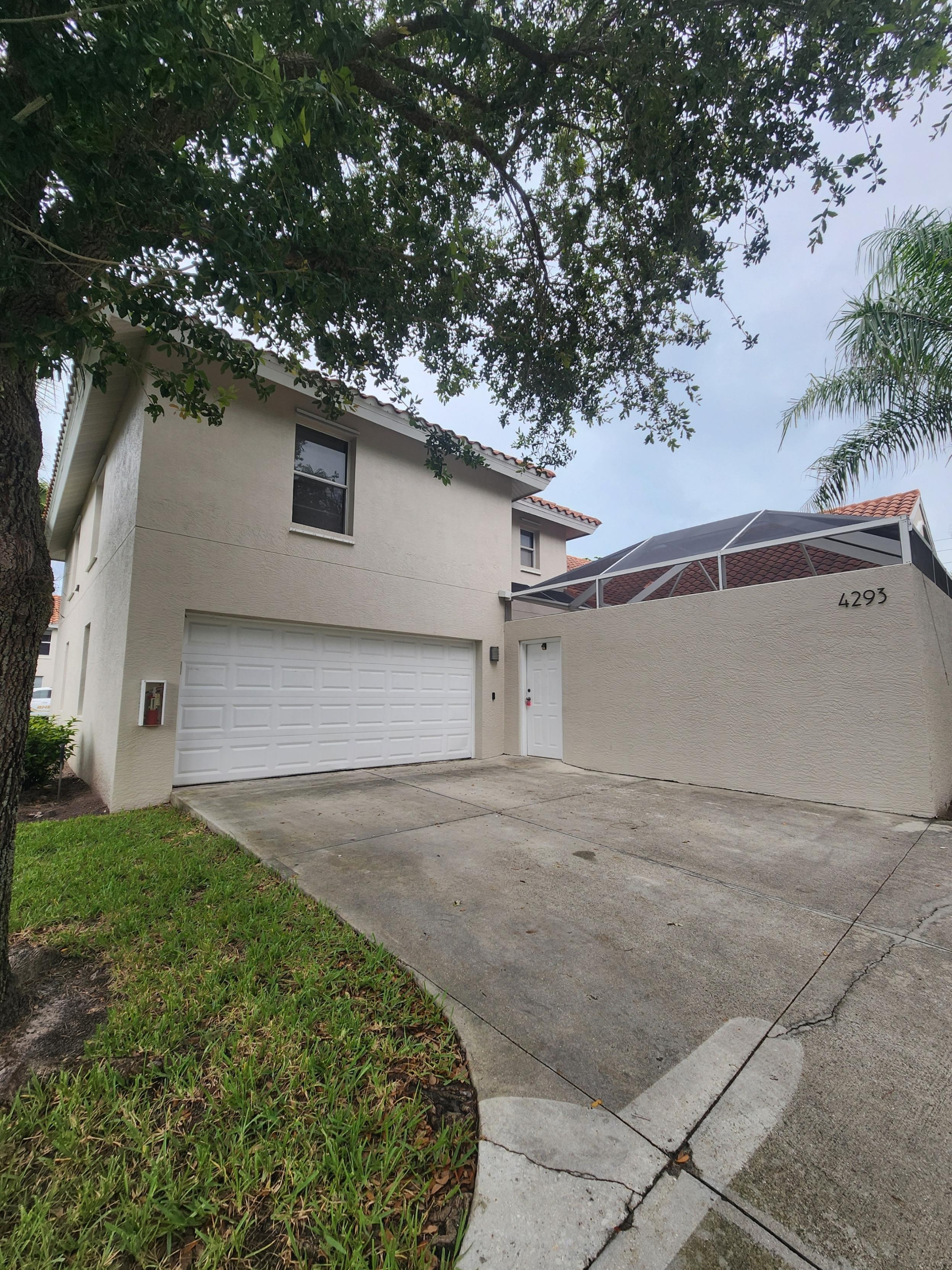 4293 Court Lane Unit C15