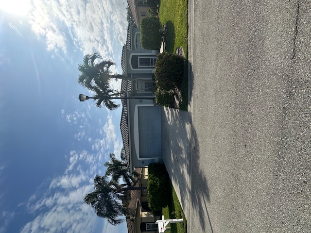 11016 Lakeland Circle