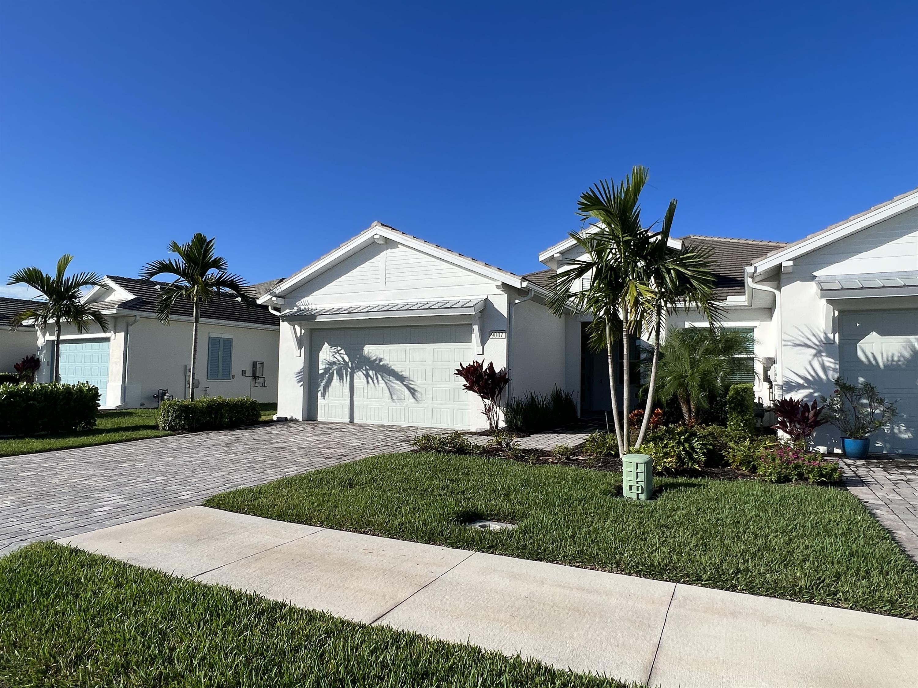 9007 St. Lucia Dr - 1
